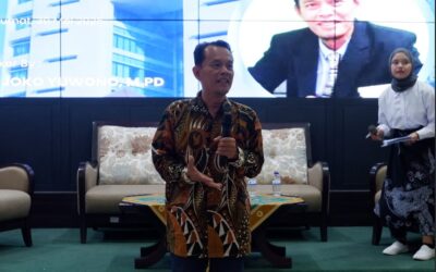 Dosen PLB UNS, Dr. Joko Yuwono, Melakukan Kegiatan Pendidikan pada Mahasiswa S2 Pendidikan Khusus Universitas Negeri Malang